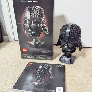 LEGO Star Wars Darth Vader Helmet Set
